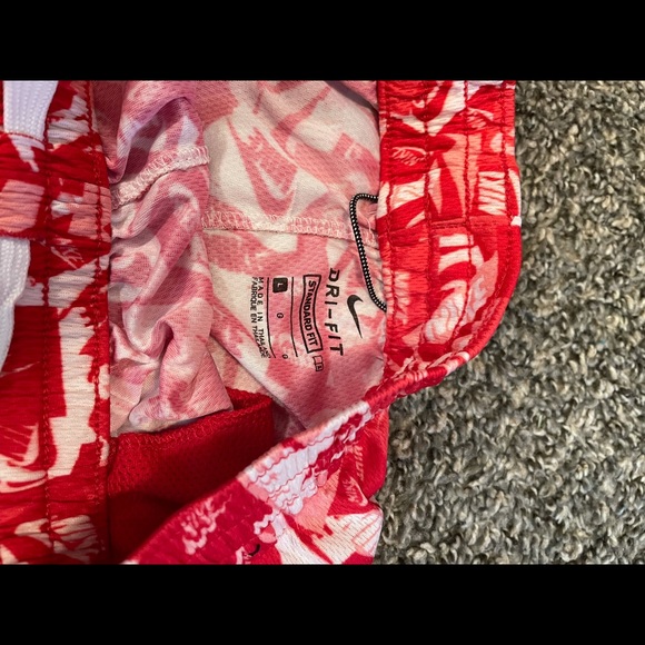 Boy Size Large Nike Lot One shorts and one pants - Picture 5 of 8